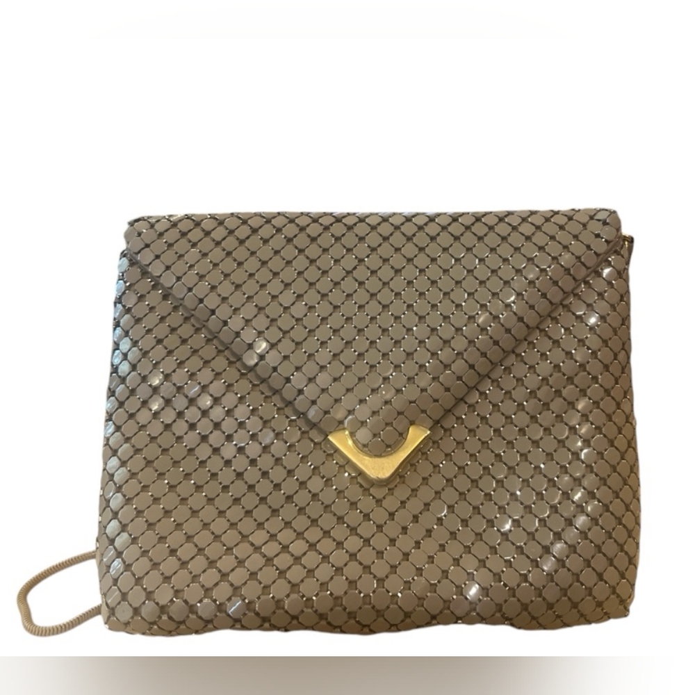 Vintage Elegant Tan Chainlink Clutch/ Shoulder Bag